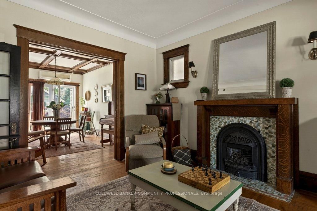 111 Spadina Avenue • Hamilton, ON photo 9