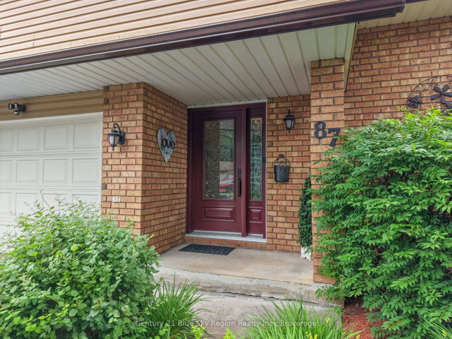 87 Labreche Drive