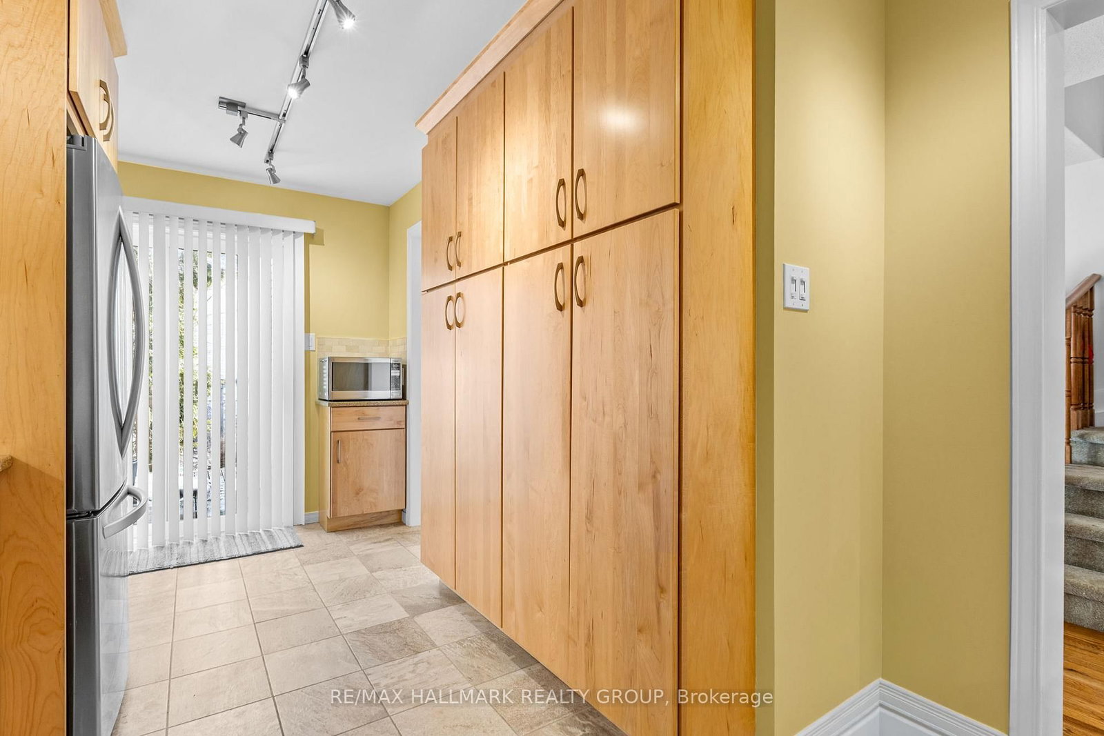 988 Lucille Way • Ottawa, ON photo 15