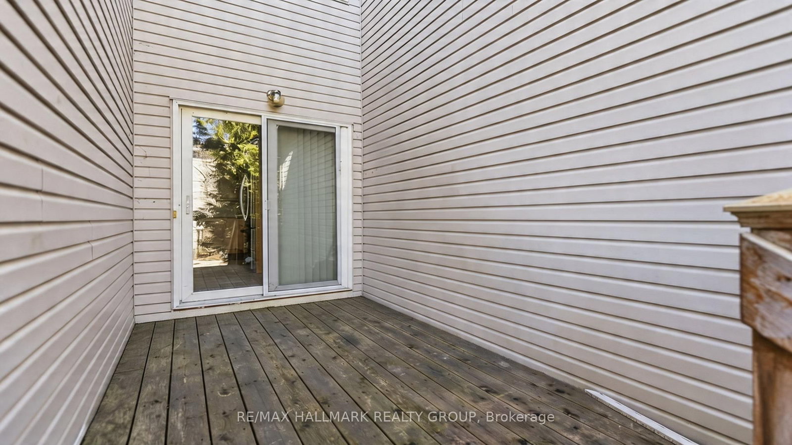 988 Lucille Way • Ottawa, ON photo 30