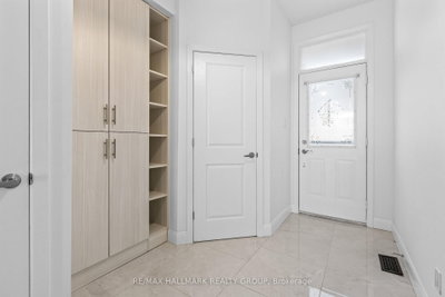 988 Lucille Way • Ottawa, ON photo 5
