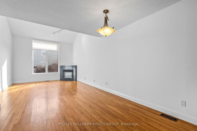 988 Lucille Way • Ottawa, ON photo 9