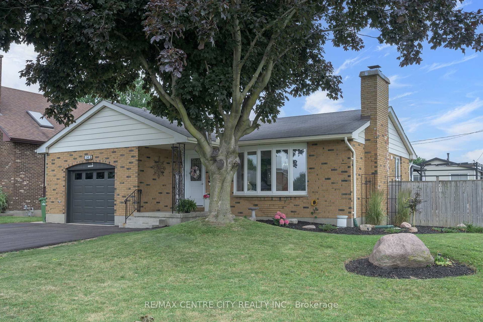 1 Idsardi Avenue, St. Thomas — photo 2