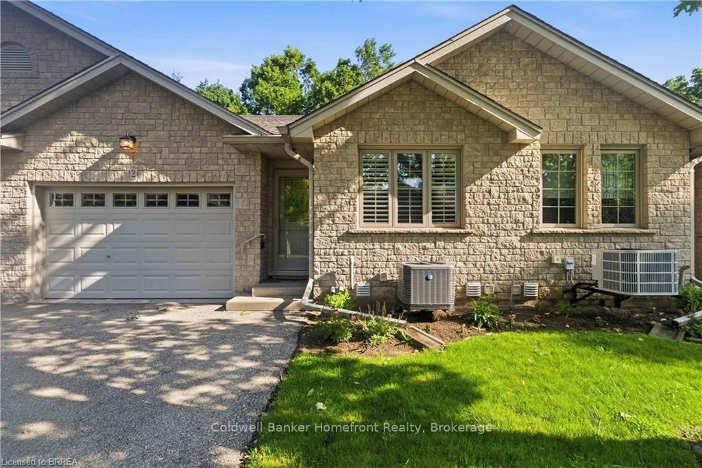 Townhouse for sale at 12-35 Stratford Terrace, Brantford, Ontario, N3T 6R8 - MLS: X13536910