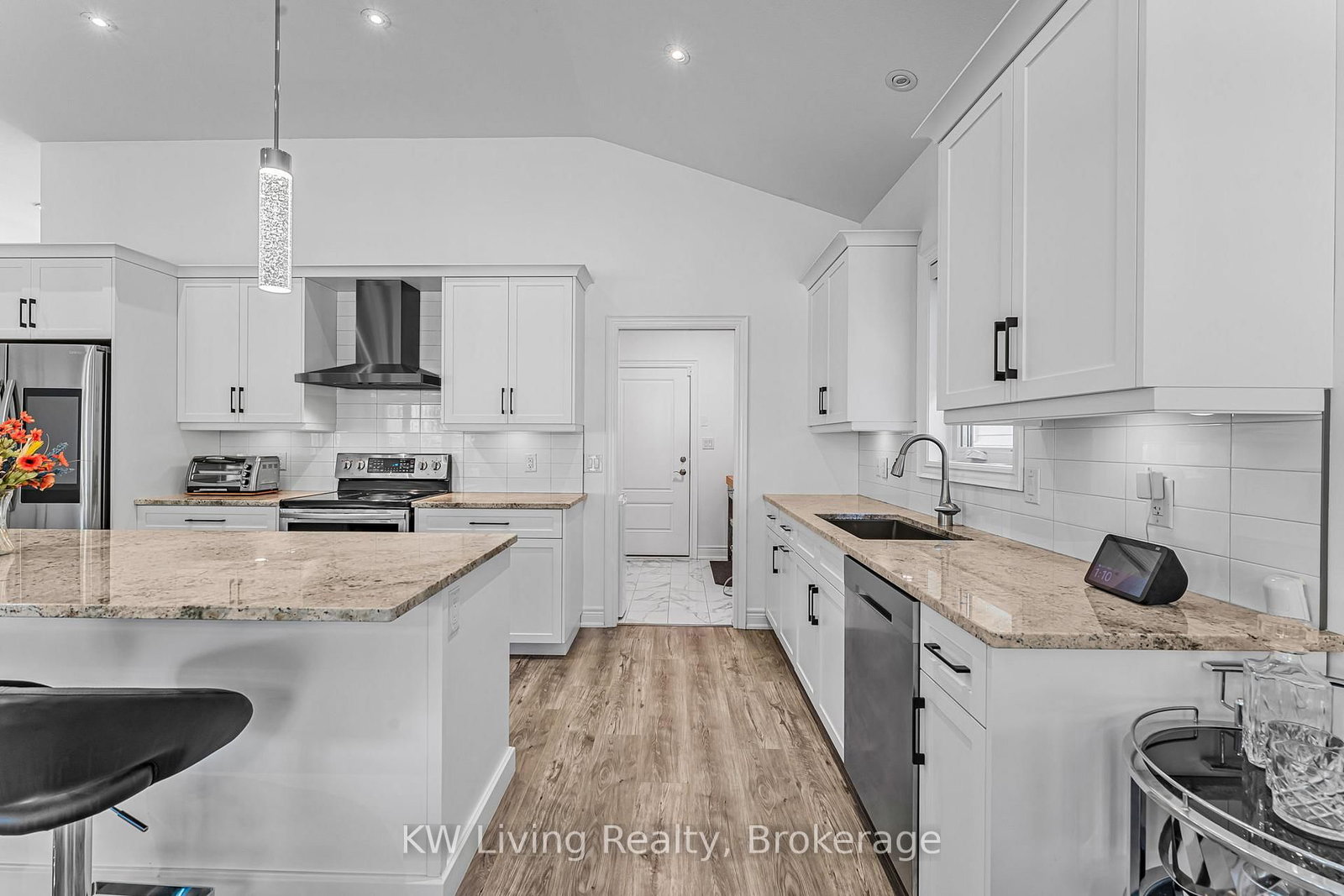 3340 Whispering Woods Trail • Fort Erie, ON photo 12