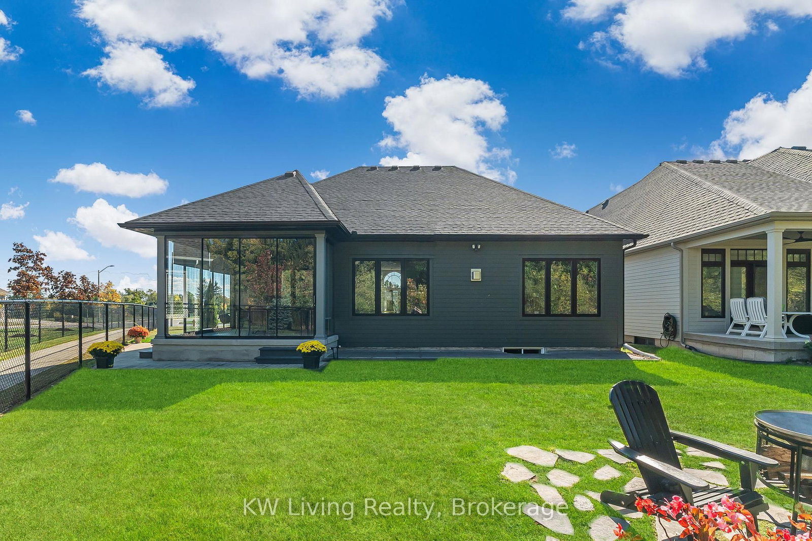 3340 Whispering Woods Trail • Fort Erie, ON photo 34