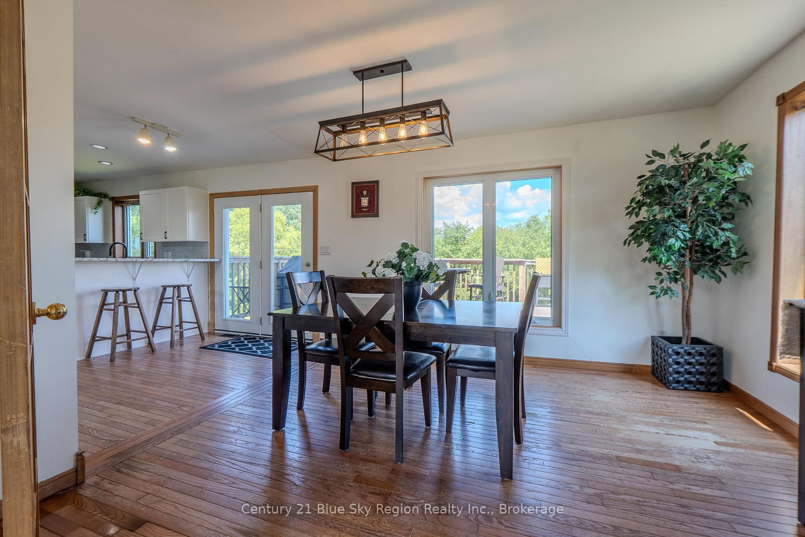 1033 Centennial Crescent • East Ferris, ON photo 12