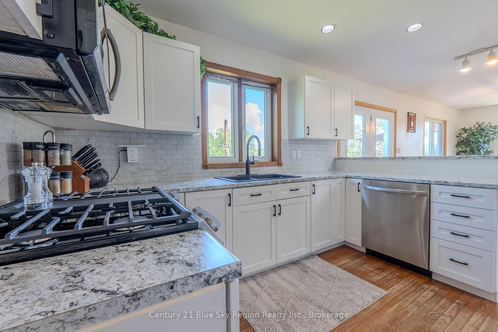 1033 Centennial Crescent • East Ferris, ON photo 8