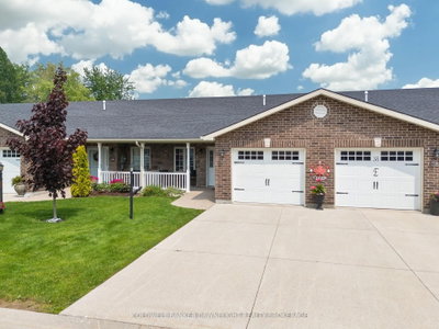 40 Devon Drive • South Huron, ON photo 3