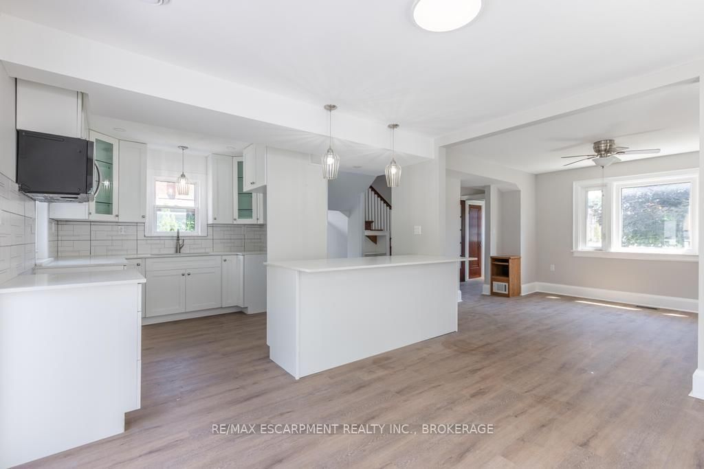 5701 Dorchester Road • Niagara Falls, ON photo 19
