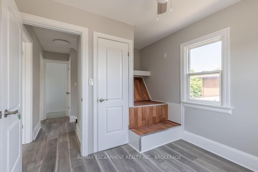 5701 Dorchester Road • Niagara Falls, ON photo 25