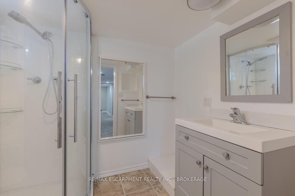 5701 Dorchester Road • Niagara Falls, ON photo 35