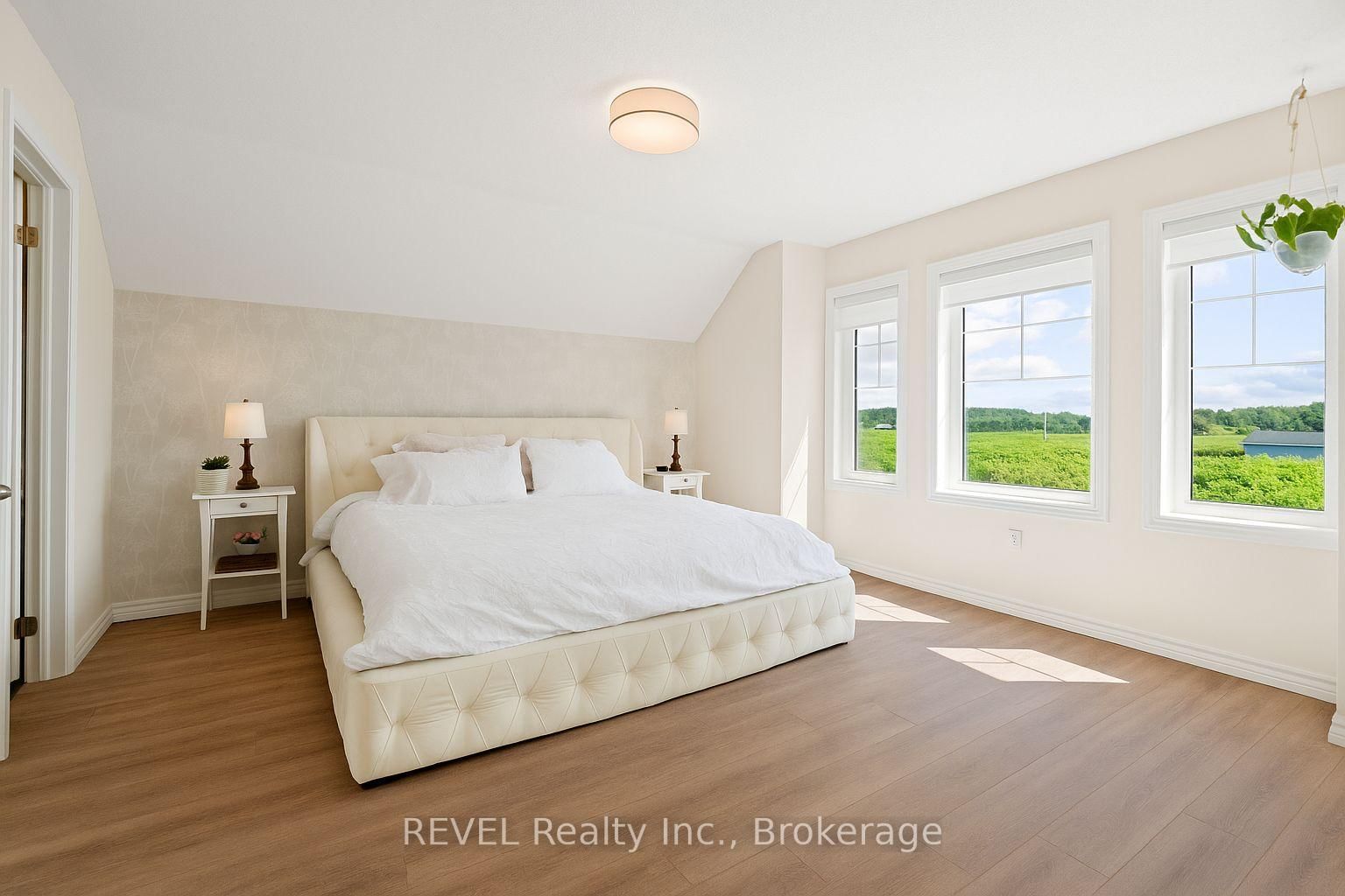 316 Concession 3 Road • Niagara-on-the-Lake, ON photo 12