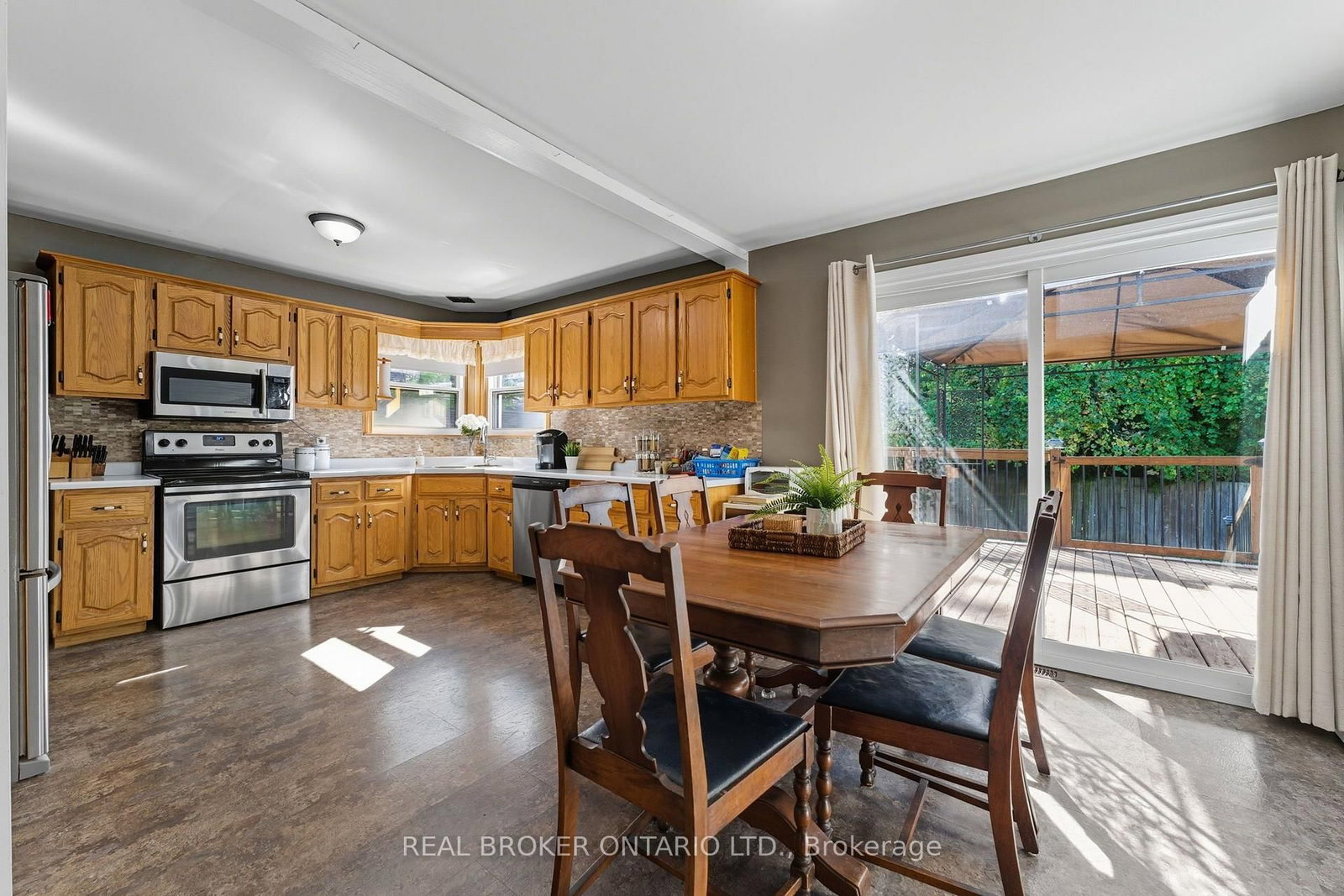 36 Gibson Drive • Norfolk, ON photo 12