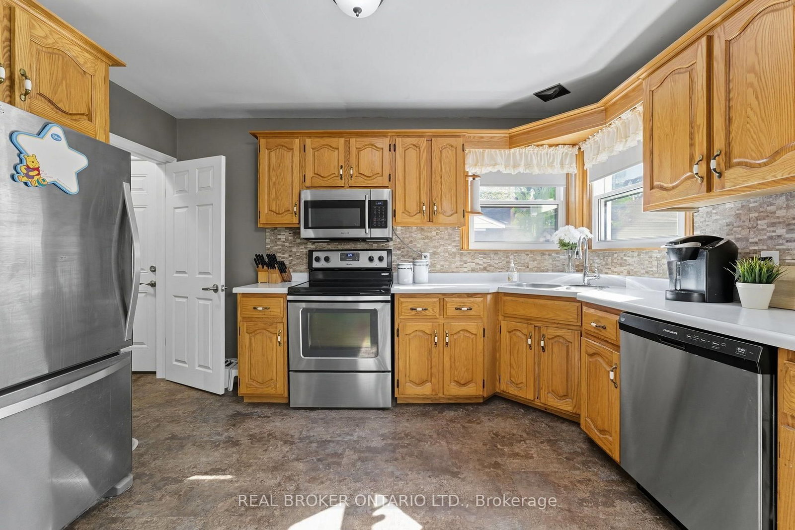 36 Gibson Drive • Norfolk, ON photo 15