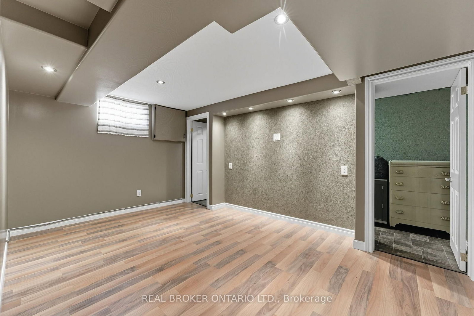 36 Gibson Drive • Norfolk, ON photo 22