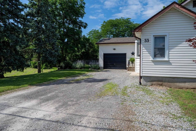 33 Bloomfield Avenue