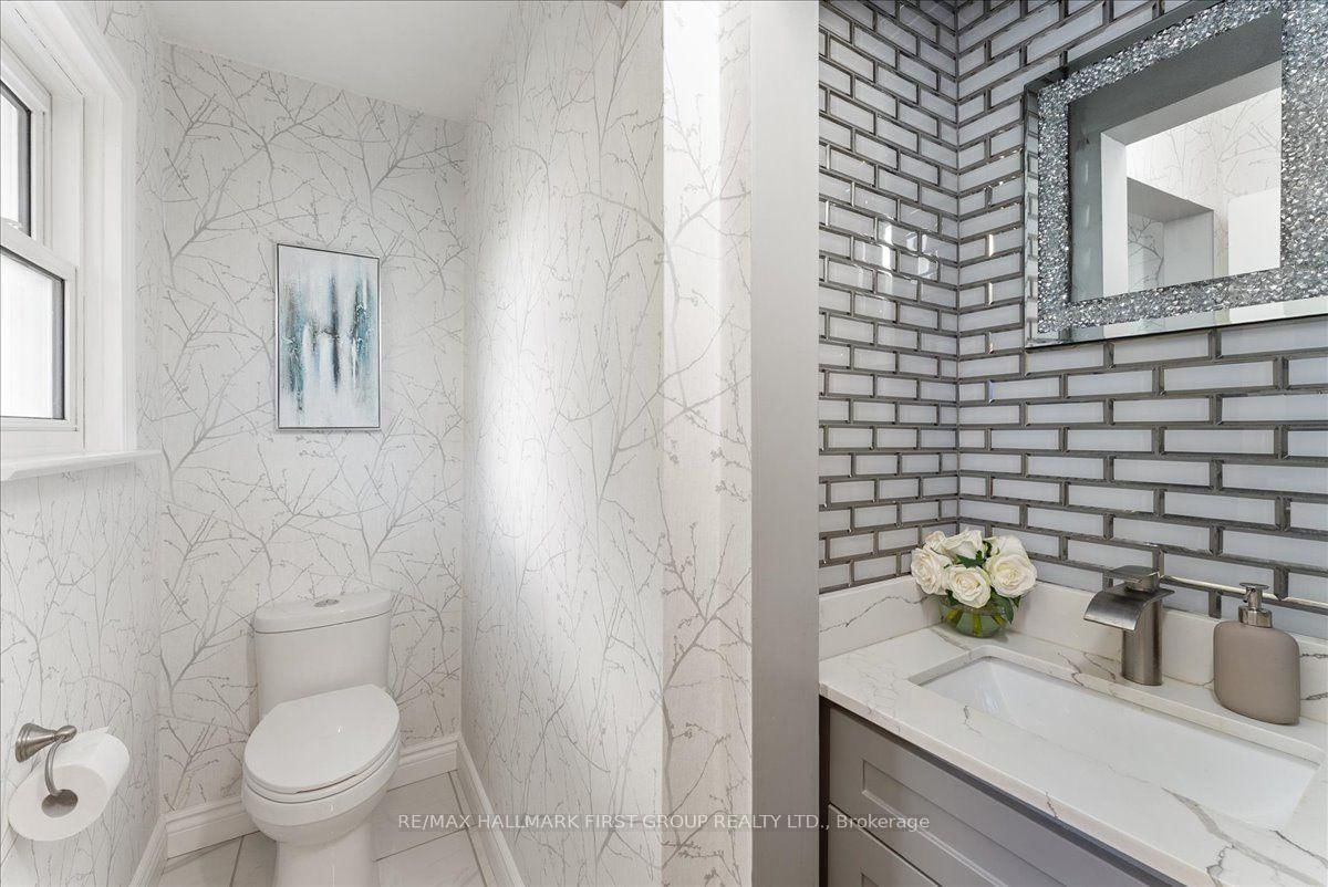 121 Nappadale Street • Kawartha Lakes, ON photo 17