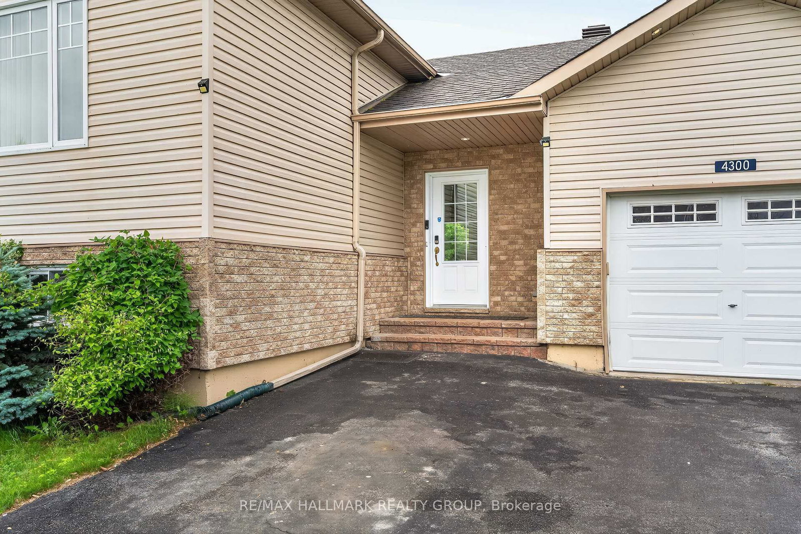 4300 Schell Street • South Dundas, ON photo 4