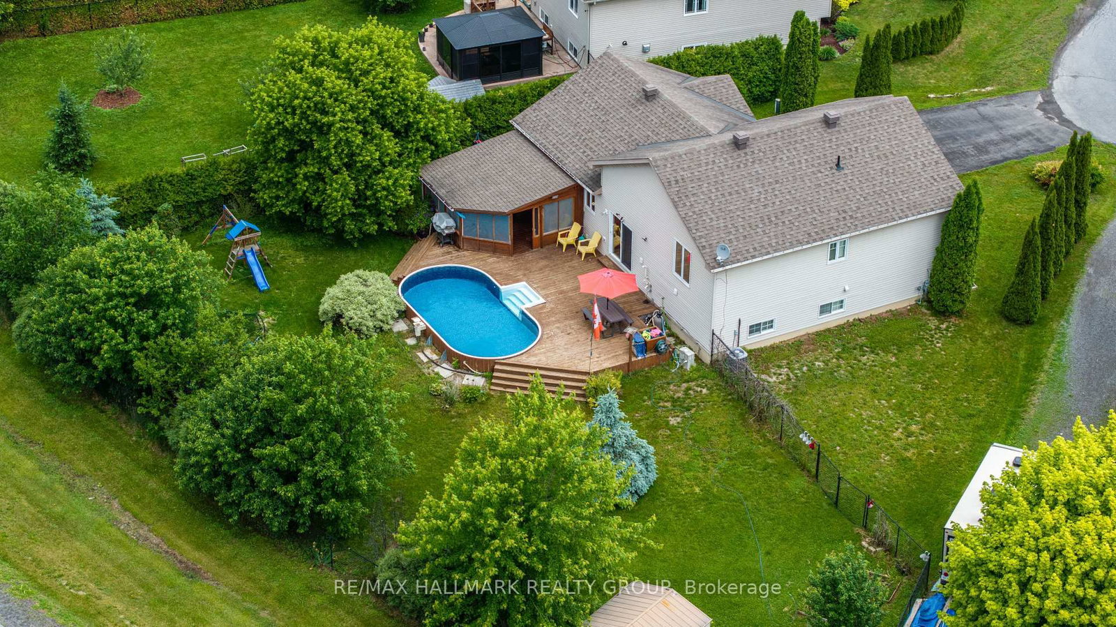 4300 Schell Street • South Dundas, ON photo 46