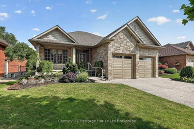 927 Ridgewood Drive