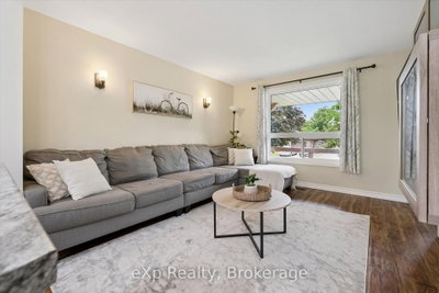 19 Keating Drive • Centre Wellington, ON photo 9