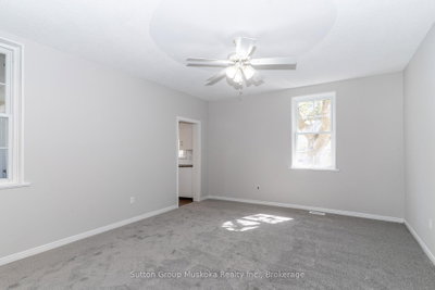 18 Susan Street W — photo 6