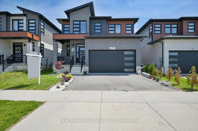 92 Moon Crescent