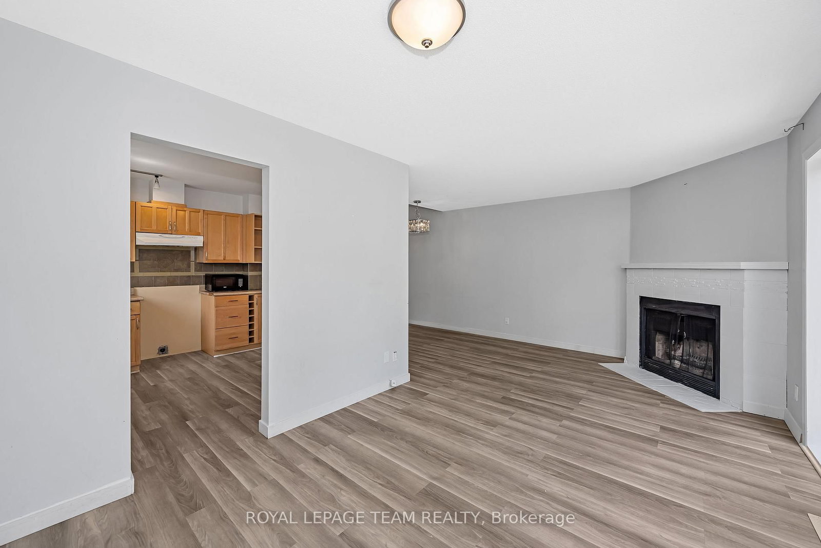 563 Parasol Court • Ottawa, ON photo 12