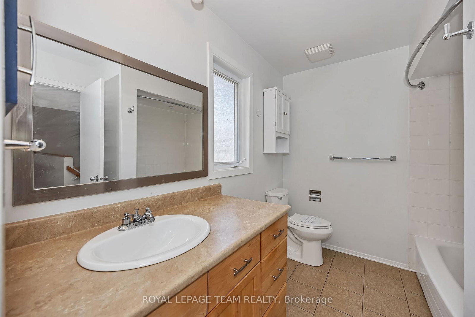563 Parasol Court • Ottawa, ON photo 23