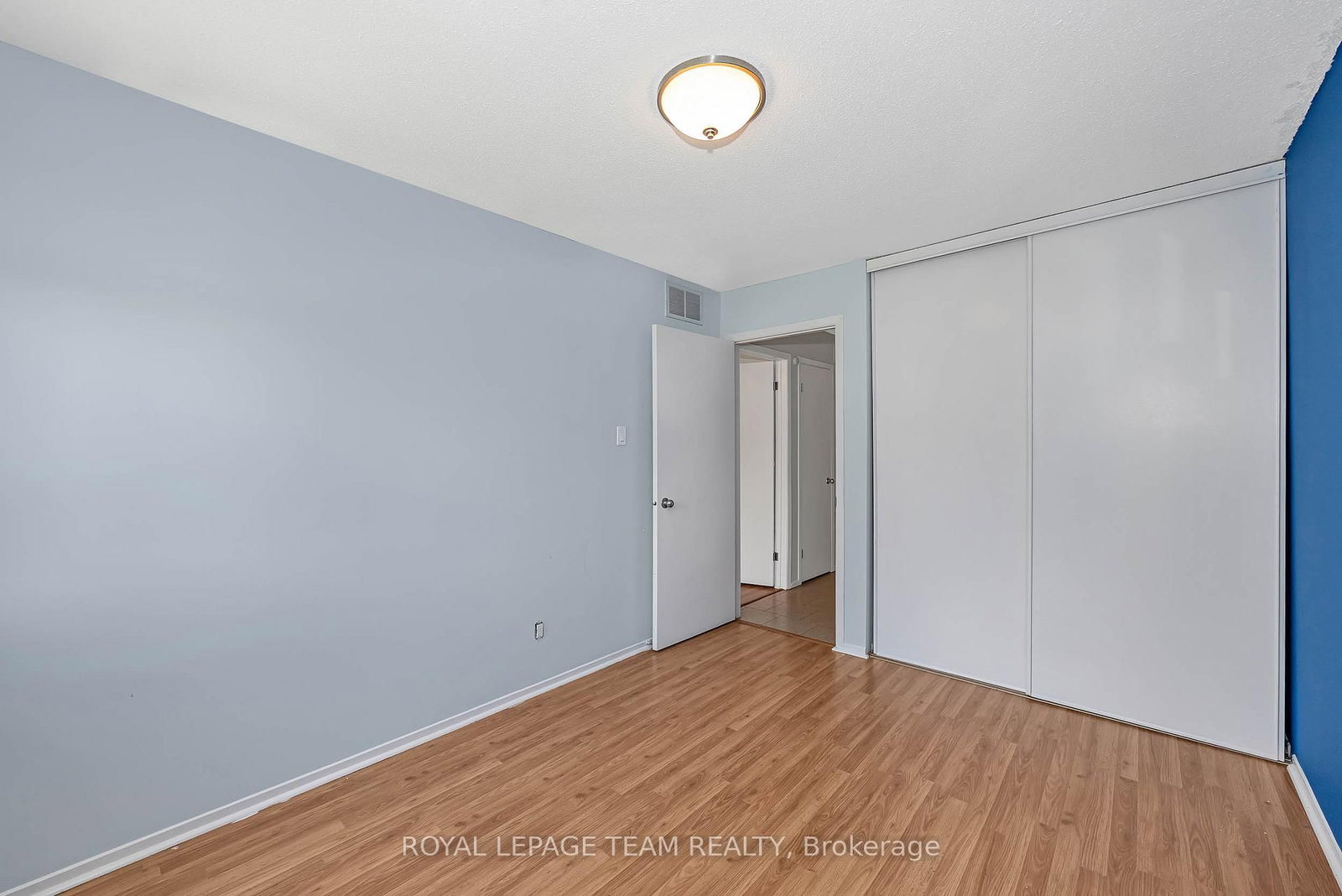 563 Parasol Court • Ottawa, ON photo 28