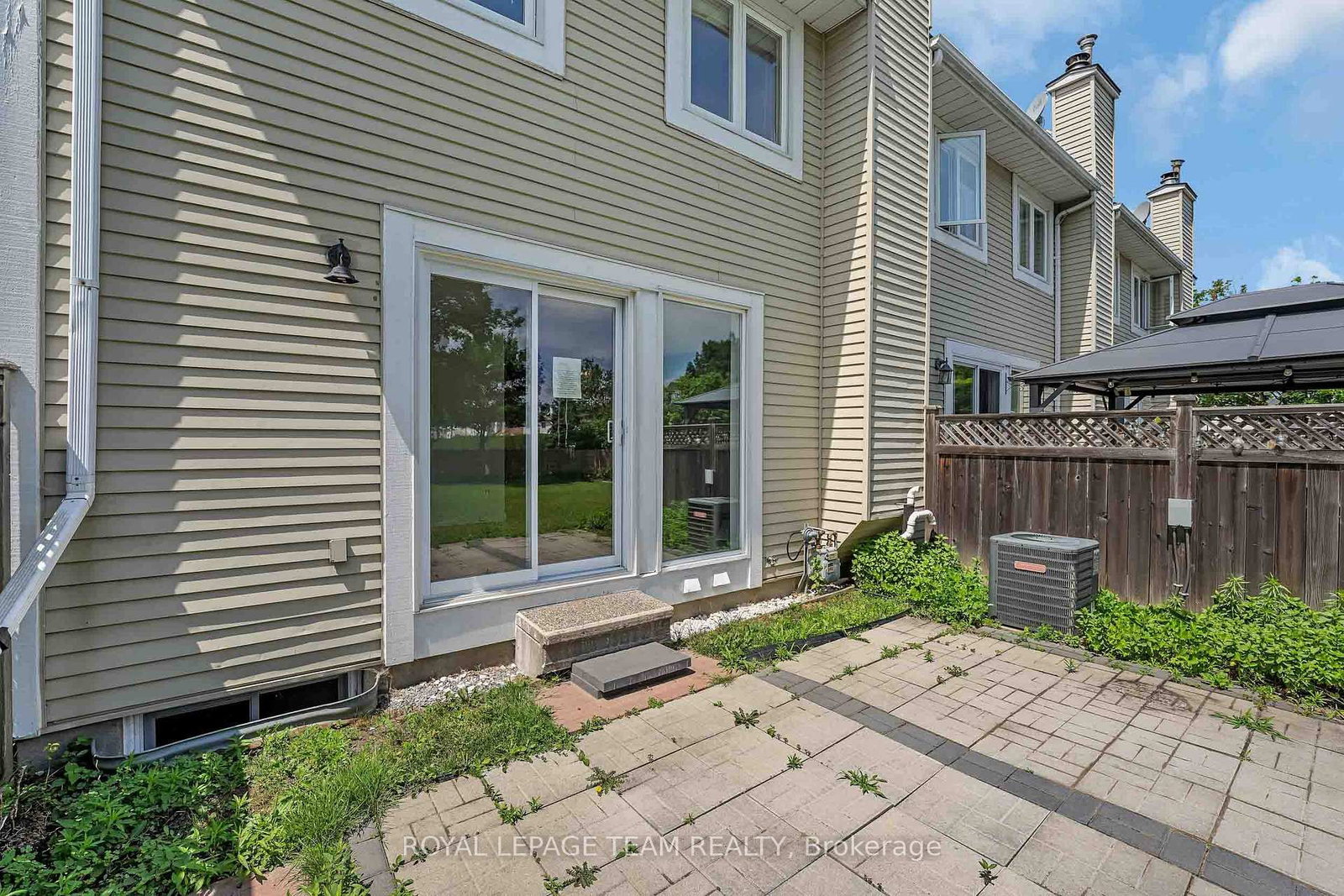 563 Parasol Court • Ottawa, ON photo 35