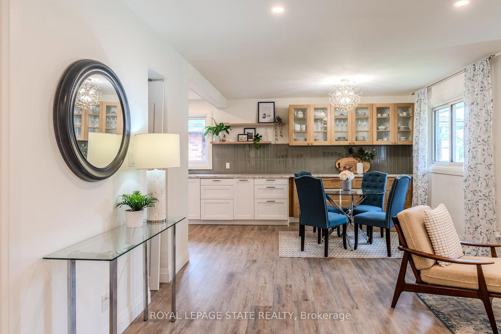 17 WOODSVIEW Avenue • Grimsby, ON photo 5