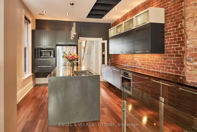 103 James Street — more photos
