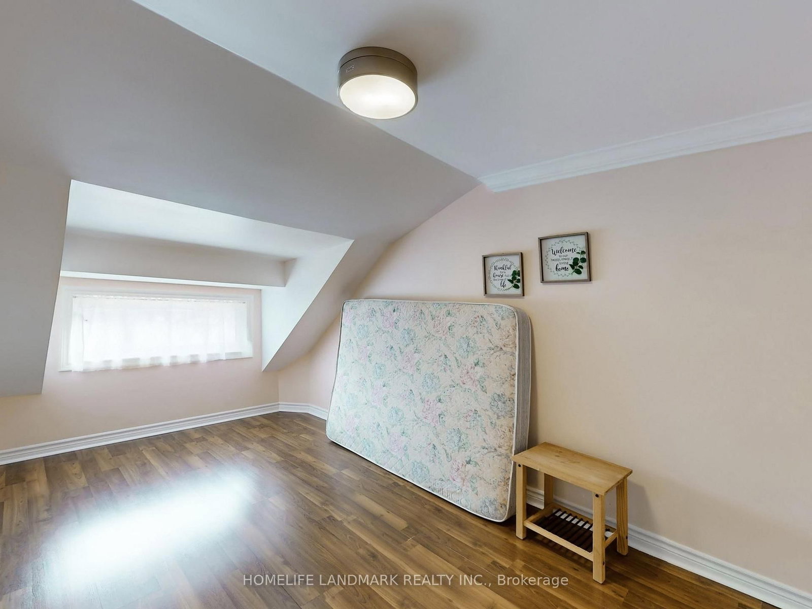 674 Colborne Street E • Brantford, ON photo 11