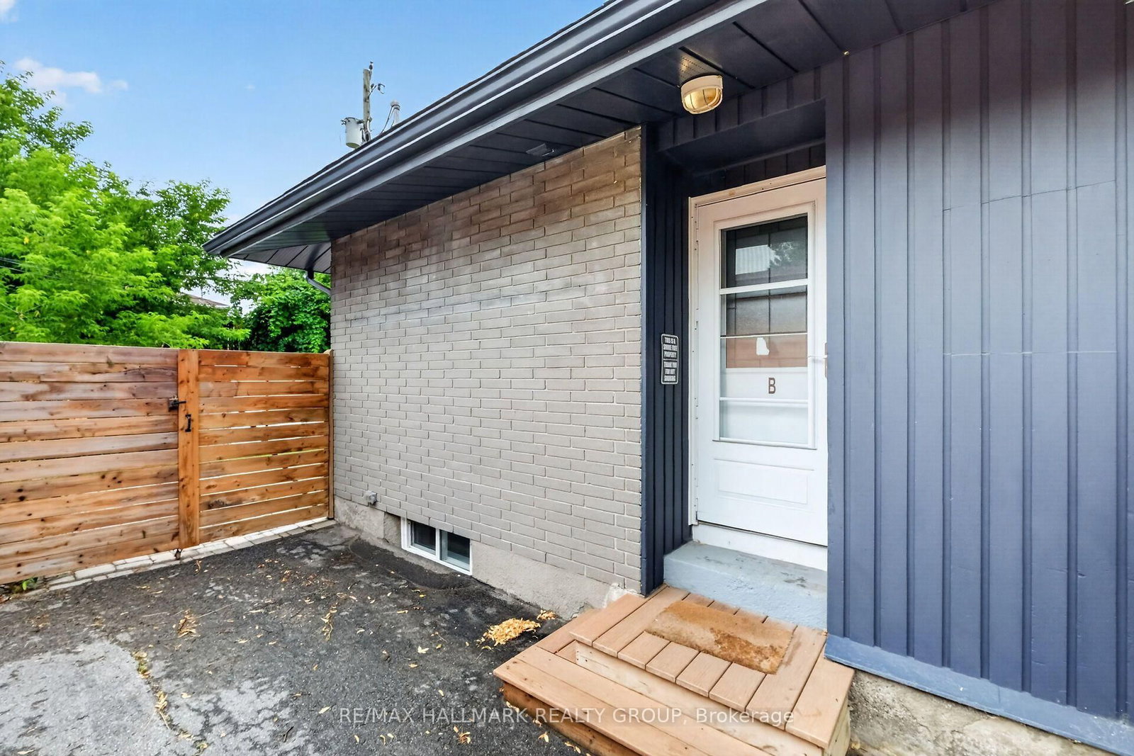 2160 Lambeth Walk • Ottawa, ON photo 22