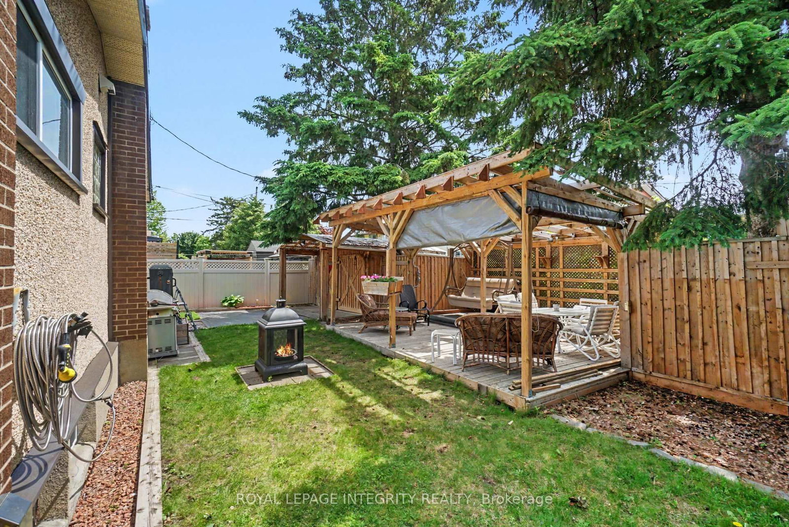 2450 Magnus Avenue • Ottawa, ON photo 21
