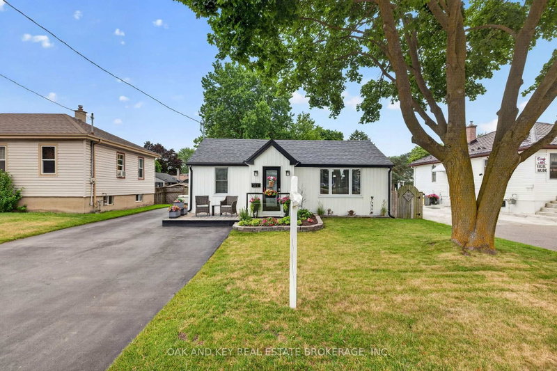 323 Clarke Road