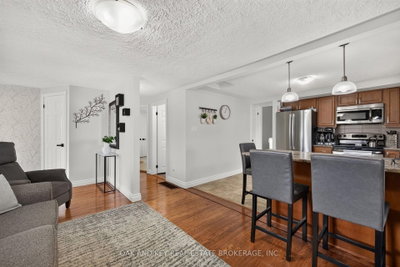 323 Clarke Road • London East, ON photo 8