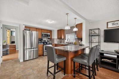 323 Clarke Road • London East, ON photo 9
