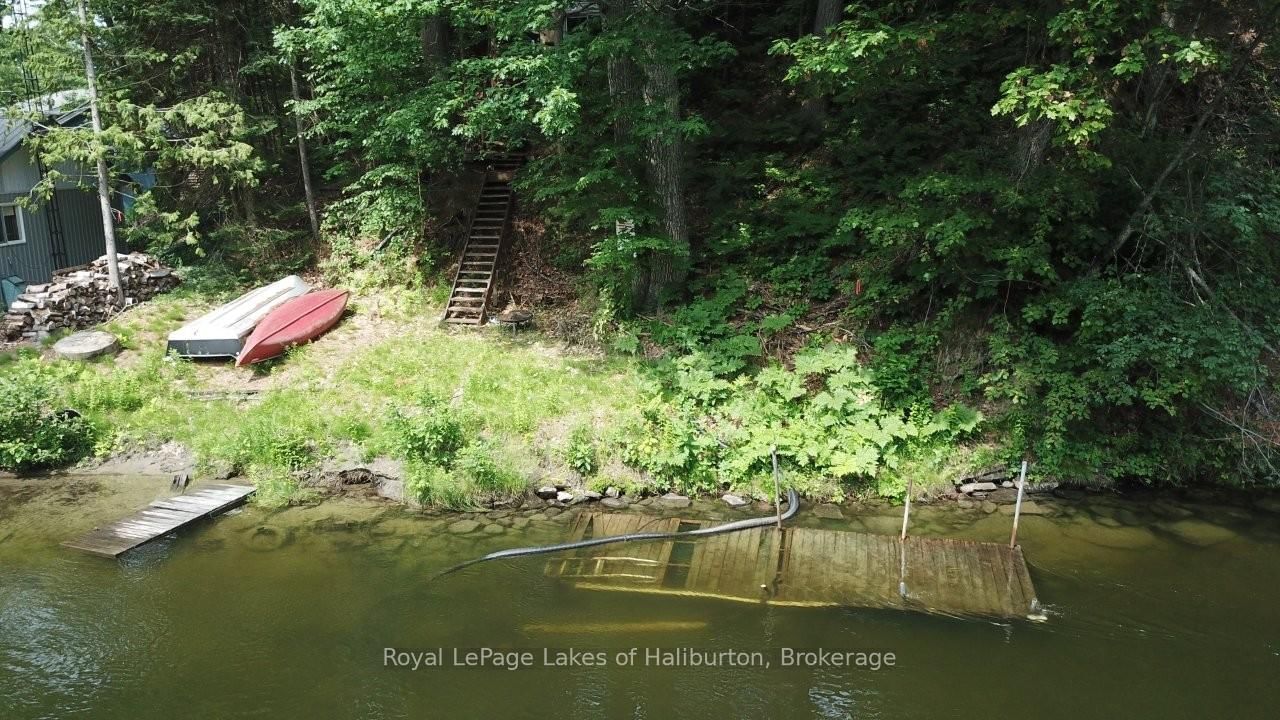 1019 Loyalist Drive • Minden Hills, ON photo 2