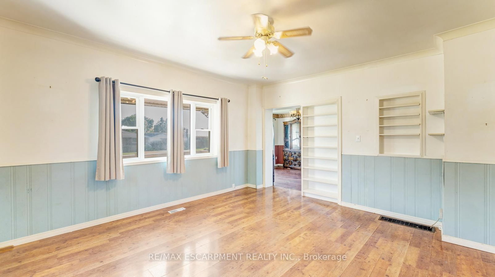 350 Perth Street • Wellington North, ON photo 5