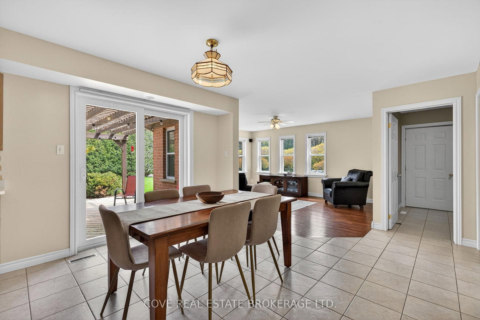 149 Salisbury Drive • Middlesex Centre, ON photo 16