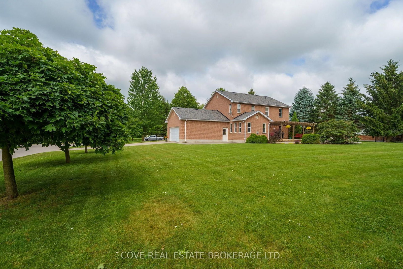 149 Salisbury Drive • Middlesex Centre, ON photo 39