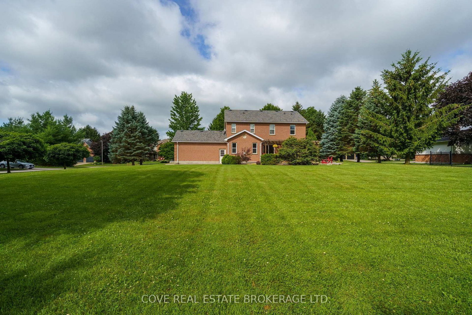149 Salisbury Drive • Middlesex Centre, ON photo 40