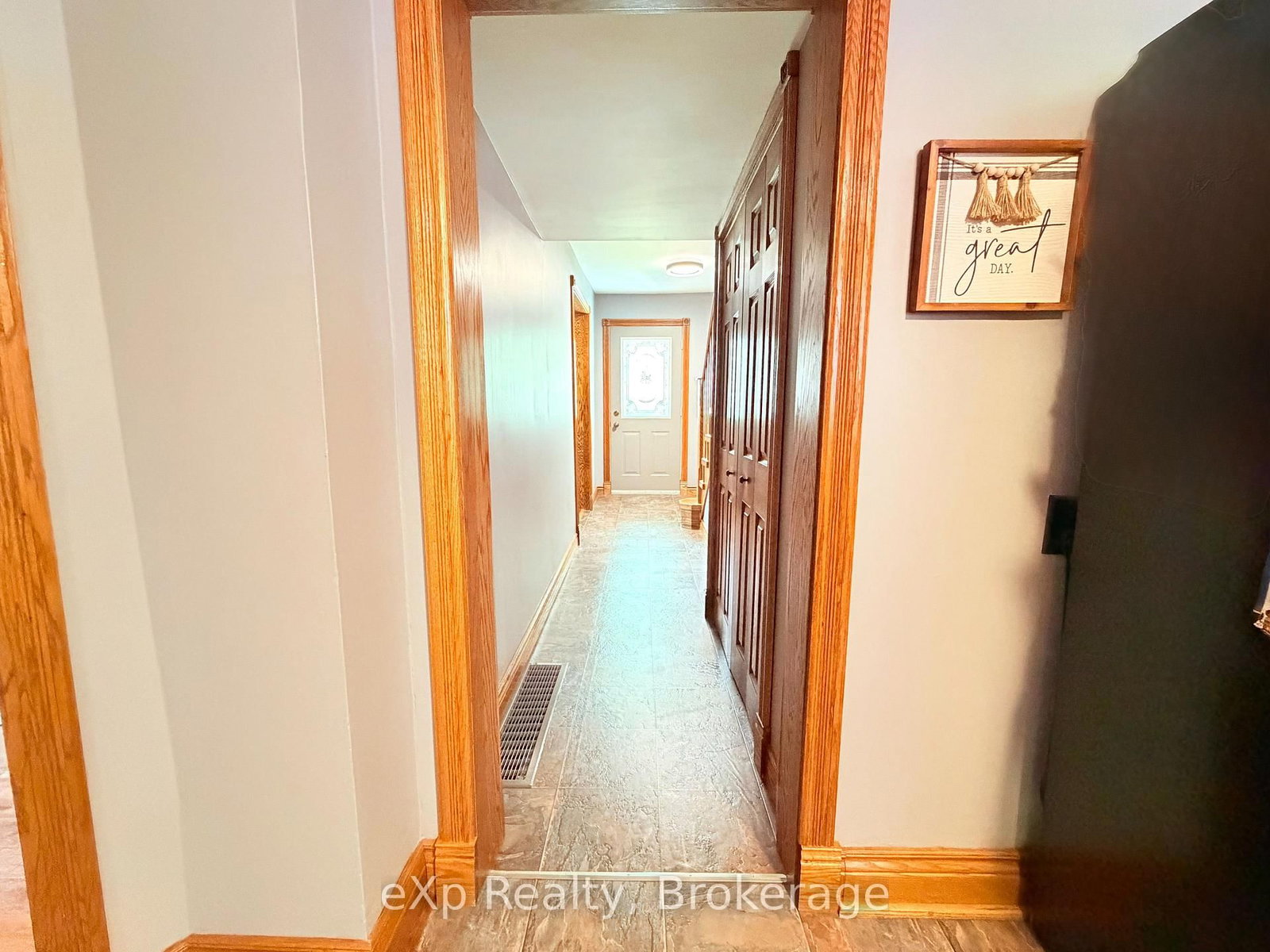 503 Yonge Street S • Brockton, ON photo 15