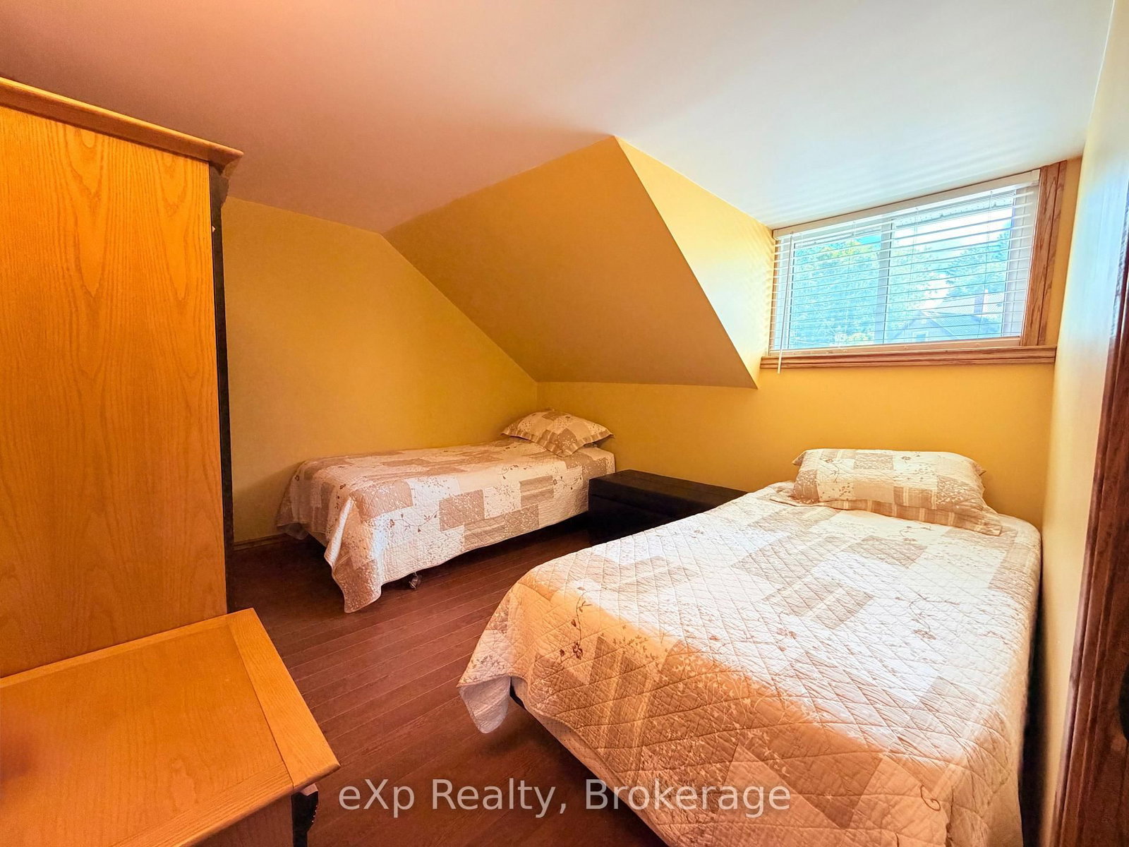 503 Yonge Street S • Brockton, ON photo 21