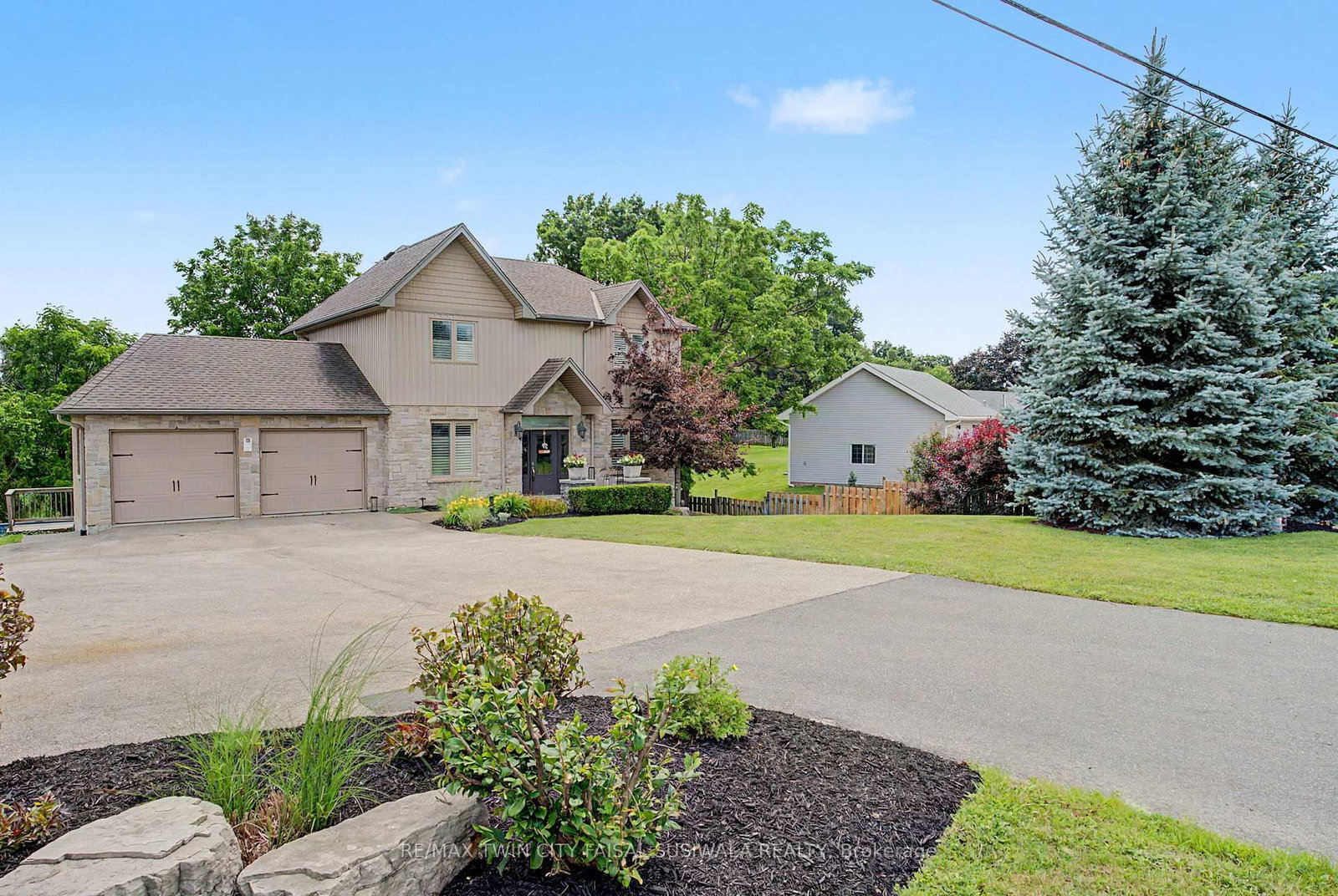 24 Brant Road • Brant, ON photo 3