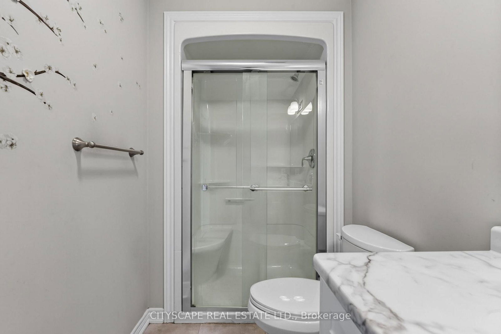 27 Lamb Crescent • Thorold, ON photo 24