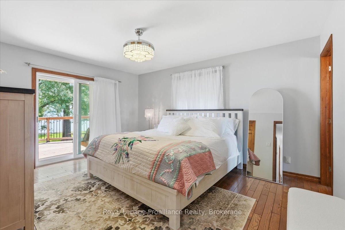 40 Wallbridge Circle • Prince Edward County, ON photo 21